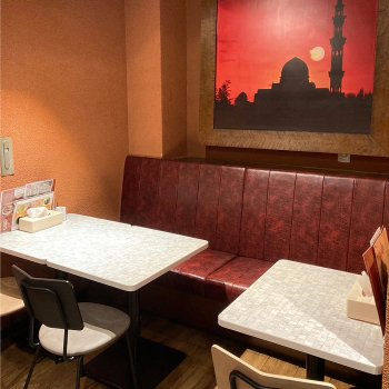 Внутри магазина