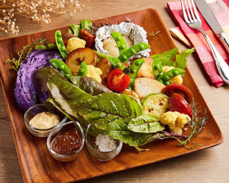 Сытная тарелка «Дары земли»