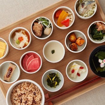 「Сет обандзай из 12 блюд」