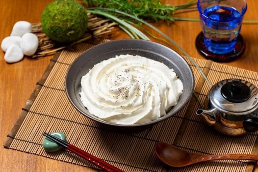 Удон с белым ментайко и сырным кремом